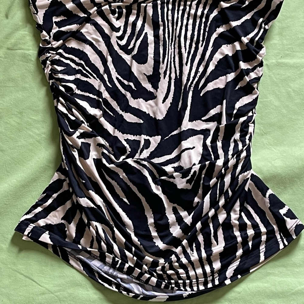 Zebra Print strapless Women's Top NWT size XL